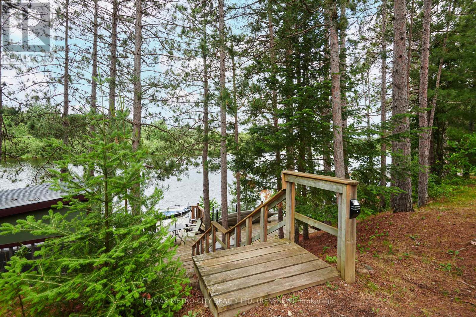 81 Flying Club Road, Greater Madawaska, Ontario  K0J 2R0 - Photo 33 - X13452126