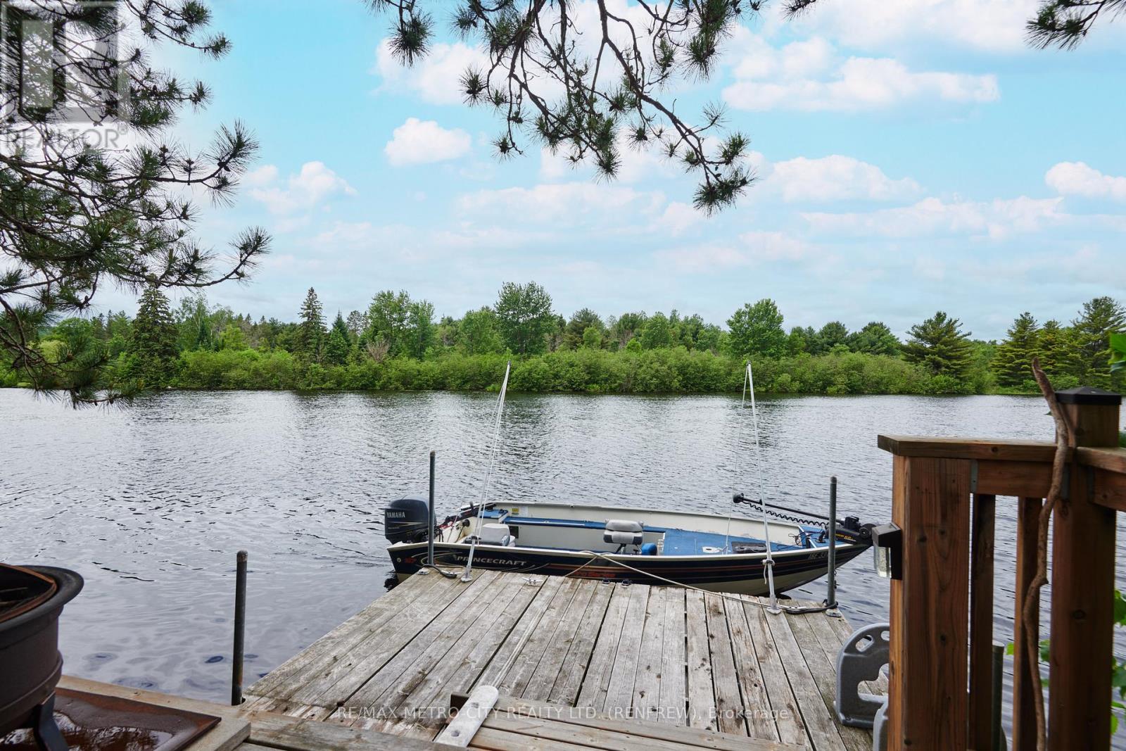 81 Flying Club Road, Greater Madawaska, Ontario  K0J 2R0 - Photo 37 - X13452126