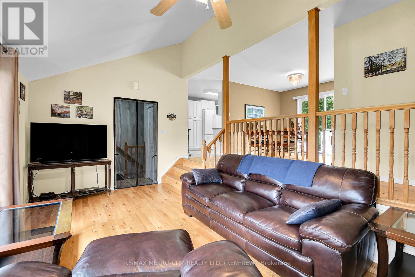 81 Flying Club Road, Greater Madawaska, Ontario  K0J 2R0 - Photo 7 - X13452126