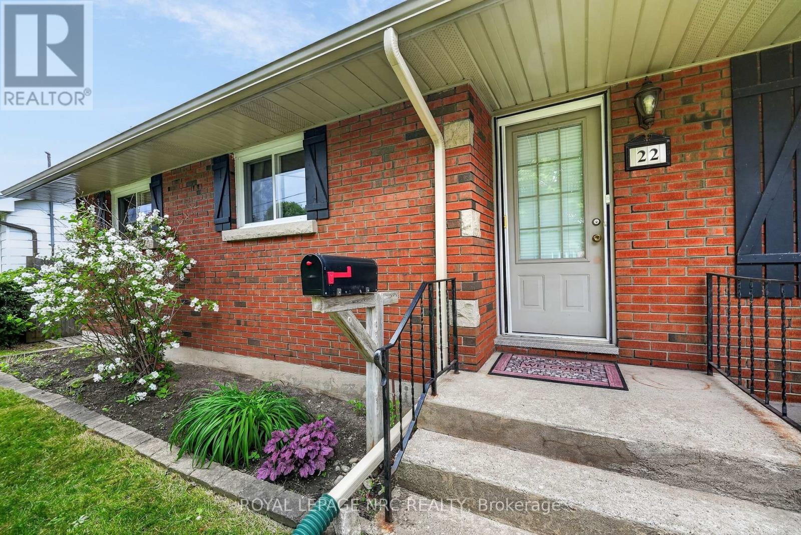 22 Mckenzie Street, St. Catharines (Bunting/linwell), Ontario  L2M 2N1 - Photo 3 - X13465688