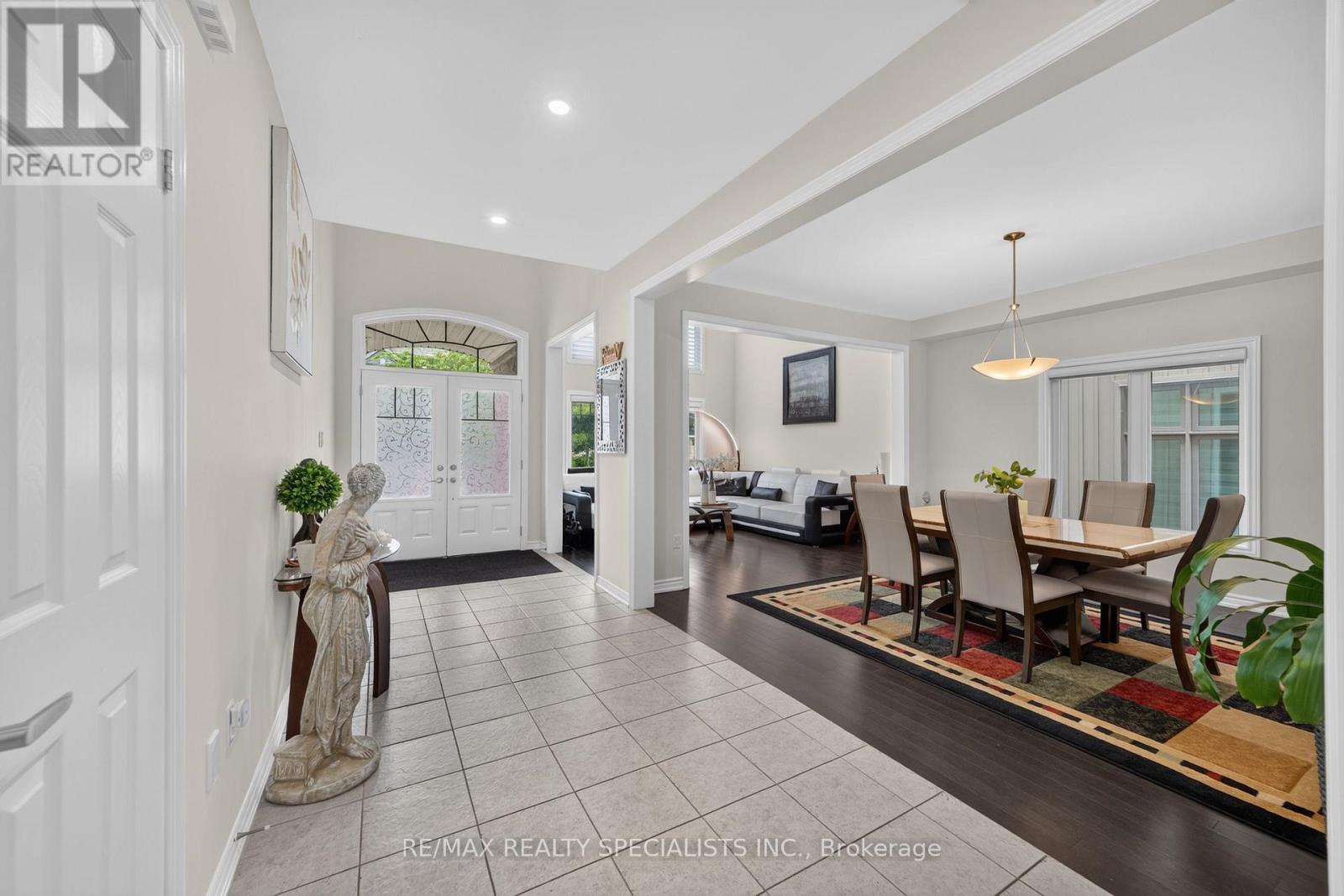 30 Emeny Lane, Guelph, Ontario  N1L 0H3 - Photo 3 - X13469226