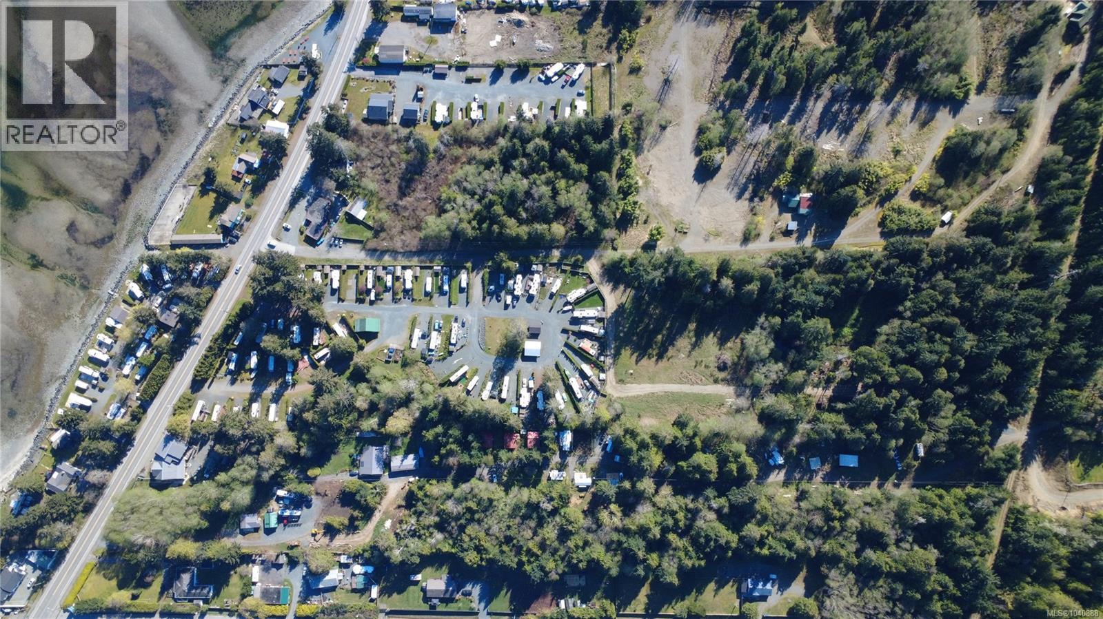 B 6050 Island Hwy, Qualicum Beach, British Columbia  V9K 2E1 - Photo 6 - 1040888