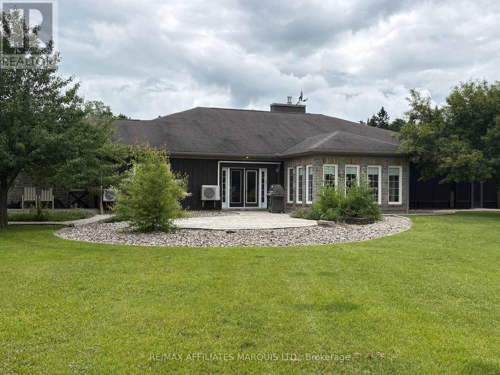 16401 County Rd 2, South Stormont, Ontario  K0C 1P0 - Photo 6 - X13466972