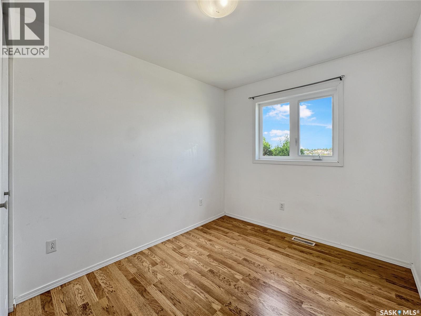 2682 100th Street, North Battleford, Saskatchewan S9A 0Y4 - Photo 10 - SK040179