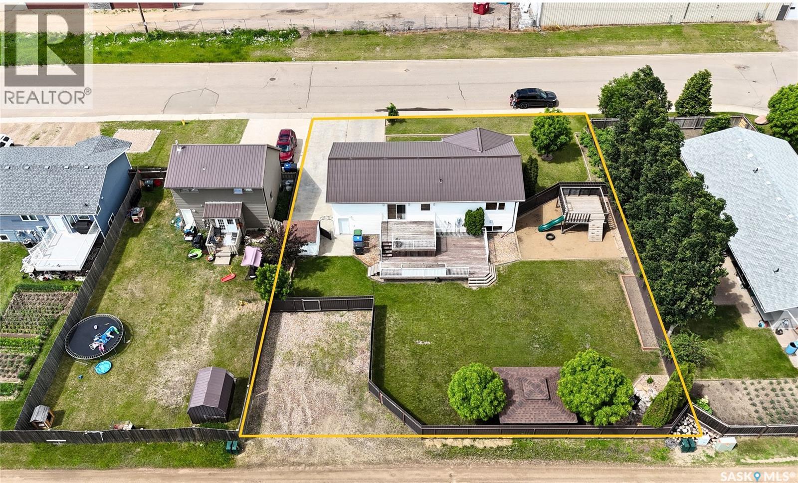 2682 100th Street, North Battleford, Saskatchewan S9A 0Y4 - Photo 4 - SK040179
