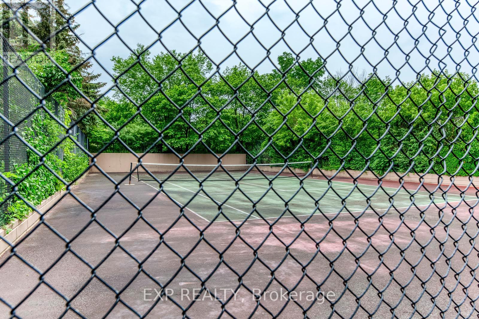 205 - 135 Hillcrest Avenue, Mississauga, Ontario  L5B 4B1 - Photo 18 - W13470776