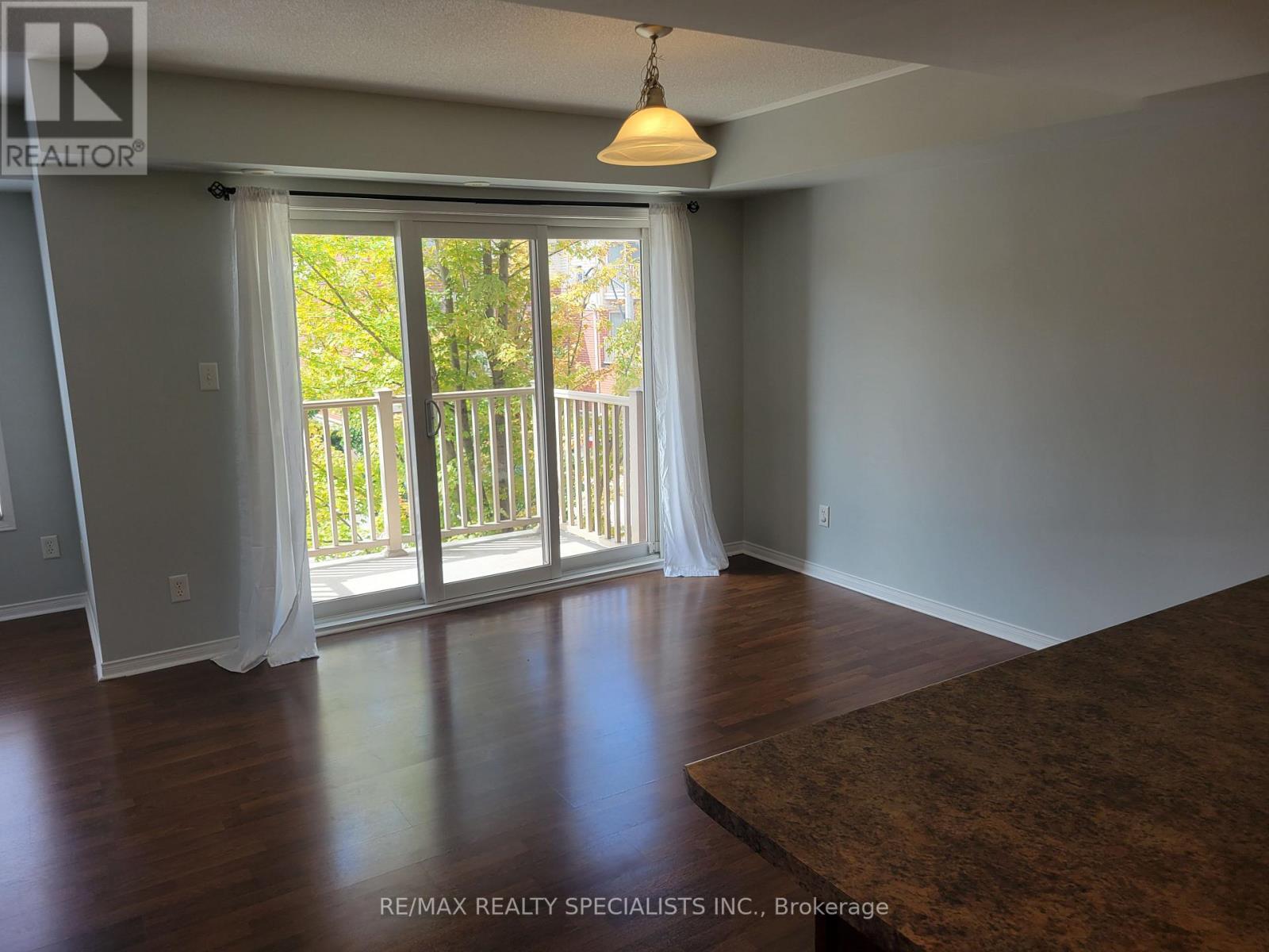 6 - 3250 Bentley Drive, Mississauga, Ontario L5M 0P7 - Photo 7 - W13470778