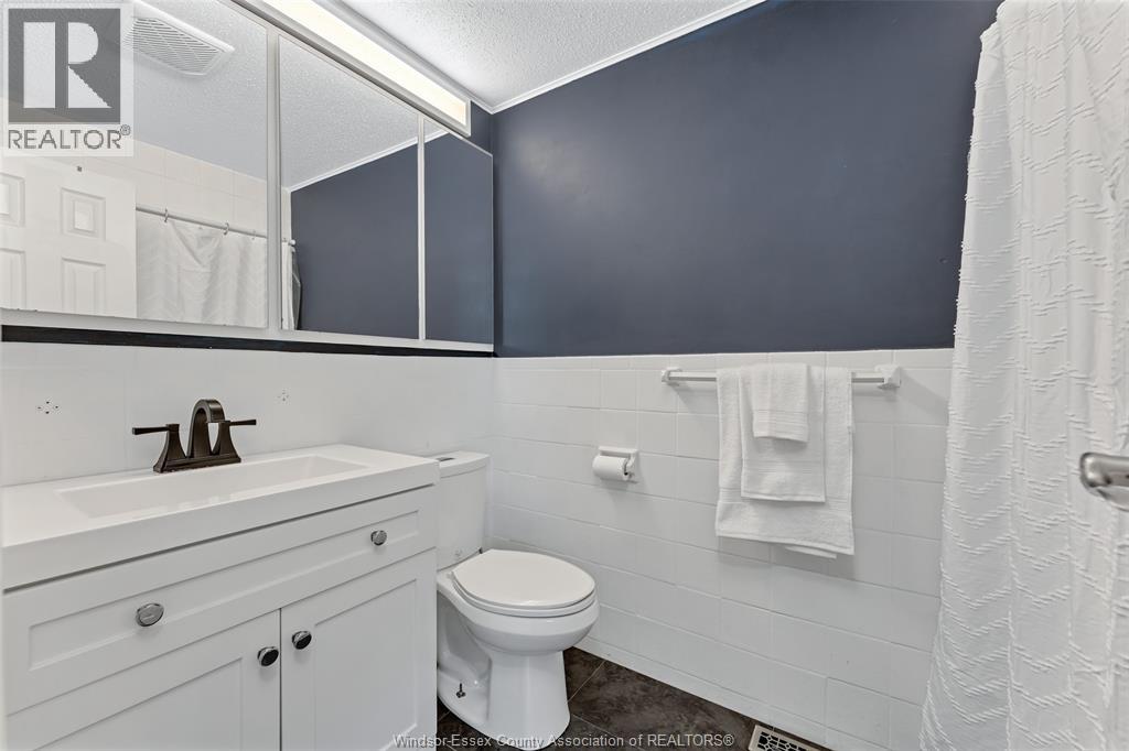 10700 Atwater Crescent, Windsor, Ontario  N8R 1N6 - Photo 23 - 26014697