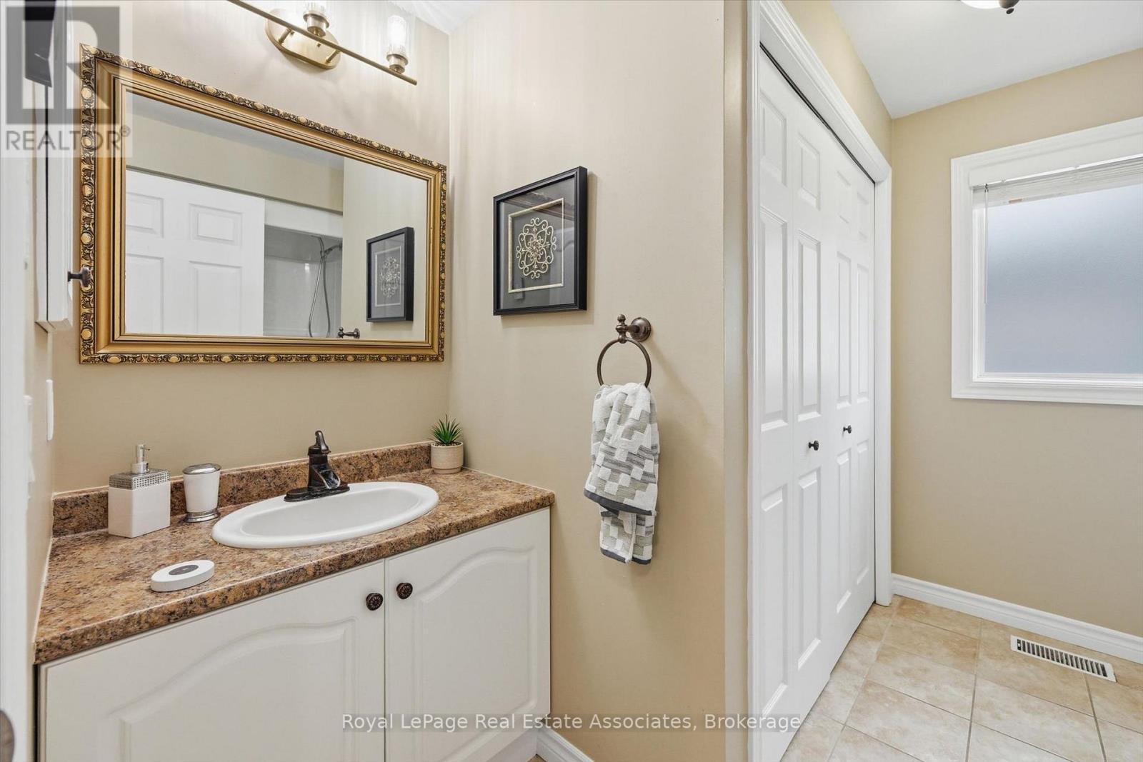 180 Glenariff Drive, Hamilton, Ontario  L8B 1A5 - Photo 23 - X13470738