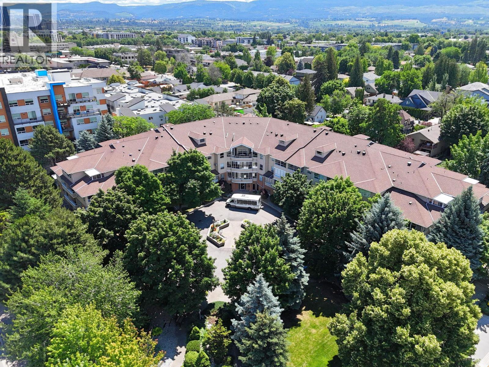 933 Harvey Avenue Unit# 101, Kelowna, British Columbia  V2A 9S1 - Photo 2 - 10391999