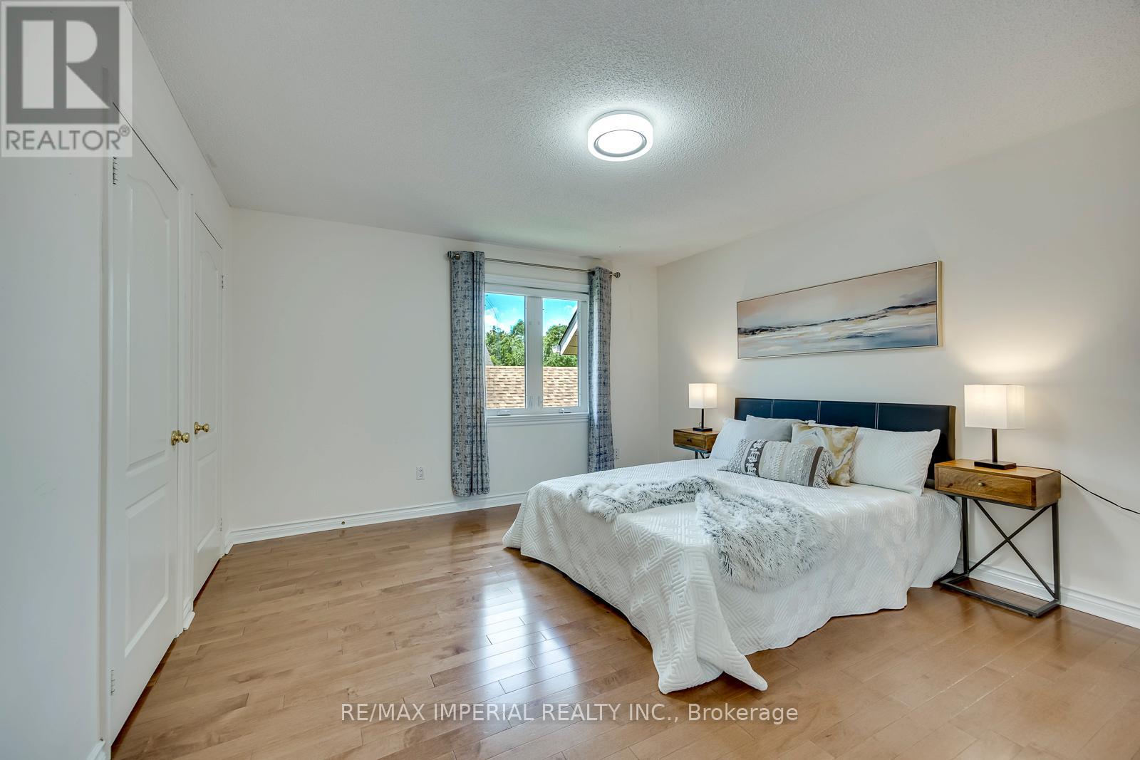 5859 Riverside Place, Mississauga, Ontario  L5M 4X1 - Photo 36 - W13057672
