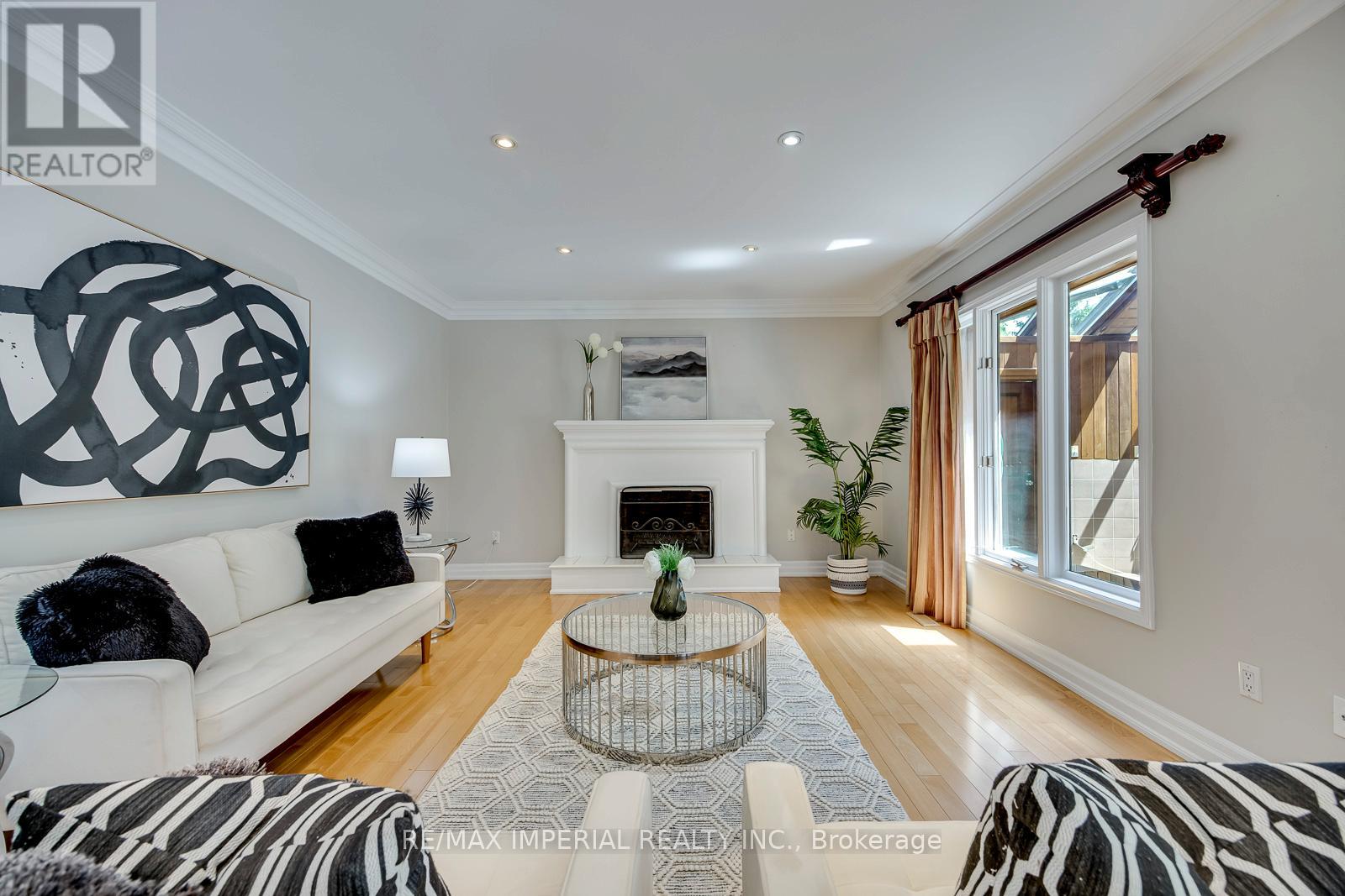 5859 Riverside Place, Mississauga, Ontario  L5M 4X1 - Photo 17 - W13057672