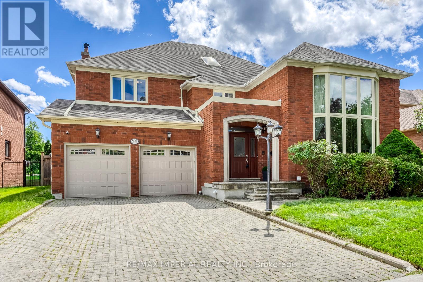 5859 RIVERSIDE PLACE, Mississauga, Ontario