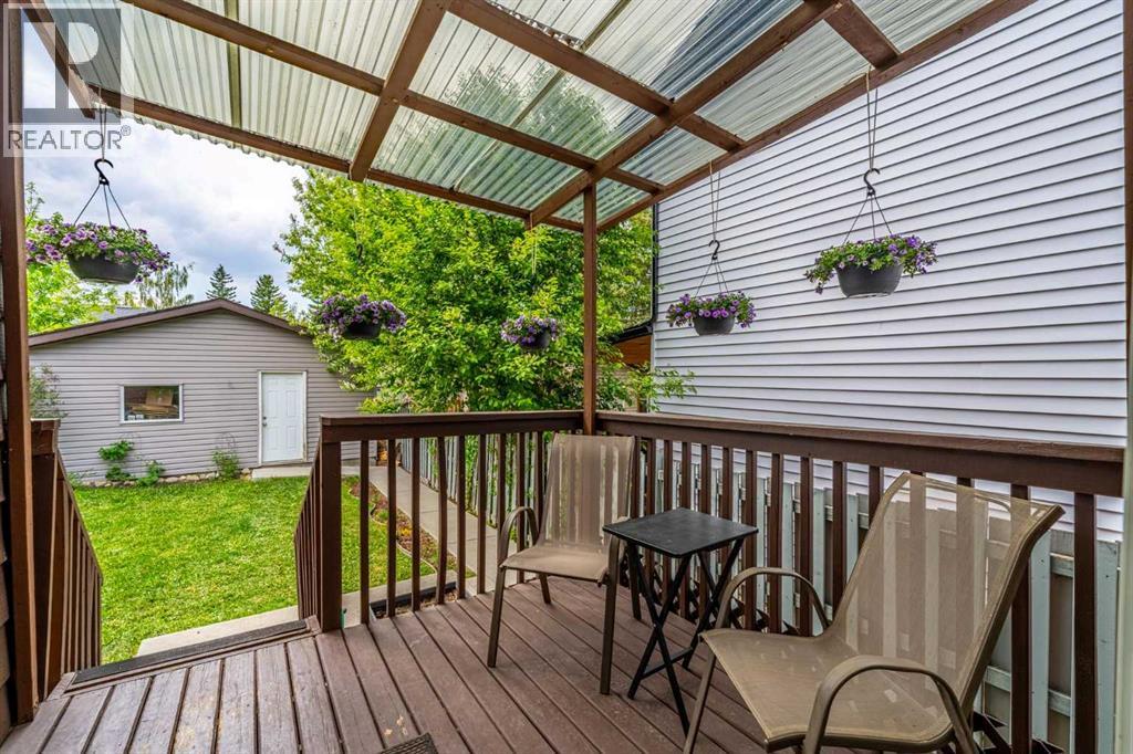 1455 Berkley Drive NW, Calgary, Alberta  T3K 1T6 - Photo 32 - A2318714
