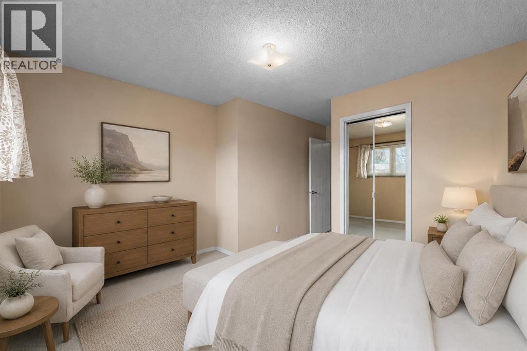1455 Berkley Drive NW, Calgary, Alberta  T3K 1T6 - Photo 19 - A2318714