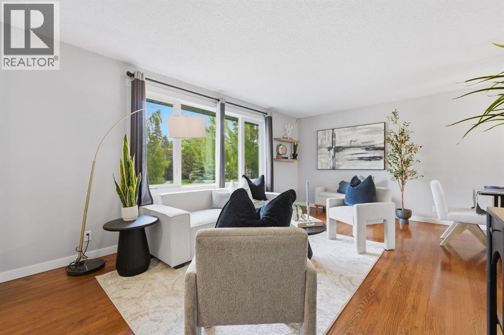 5003 Brockington Road Nw, Calgary, Alberta  T2L 1R7 - Photo 5 - A2322138
