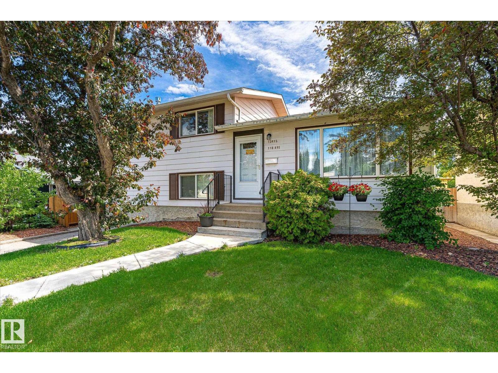 13415 118 AV NW, edmonton, Alberta