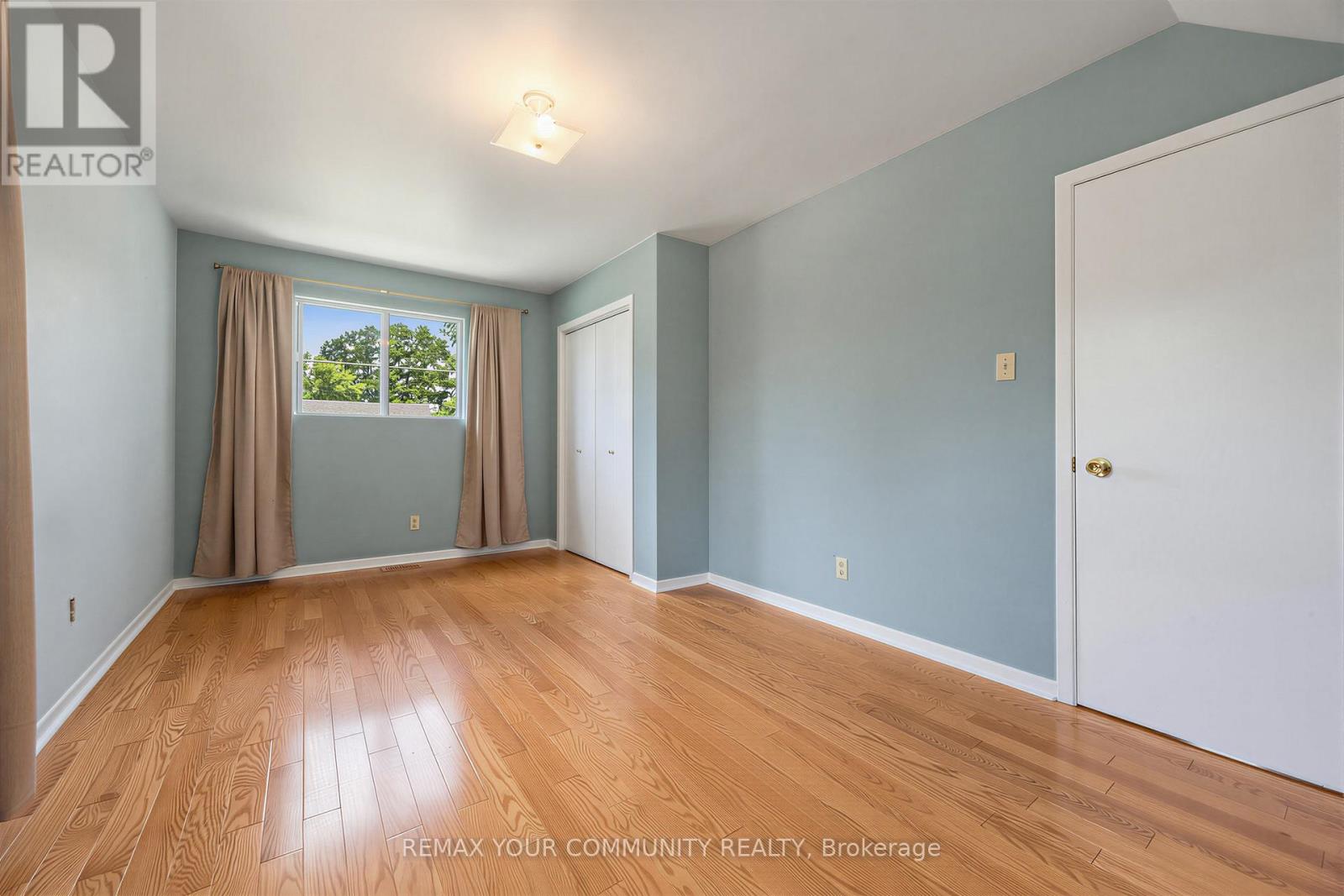 49 Moore Park Avenue, Toronto, Ontario  M2M 1M8 - Photo 22 - C13466098
