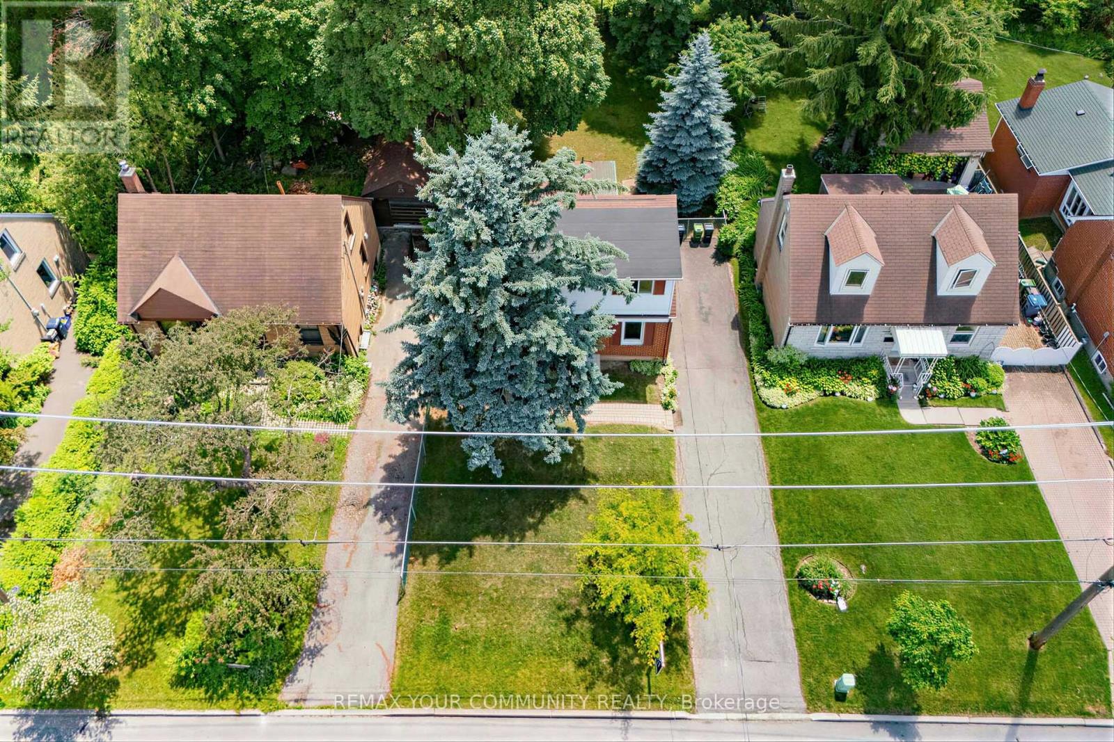 49 Moore Park Avenue, Toronto, Ontario  M2M 1M8 - Photo 5 - C13466098