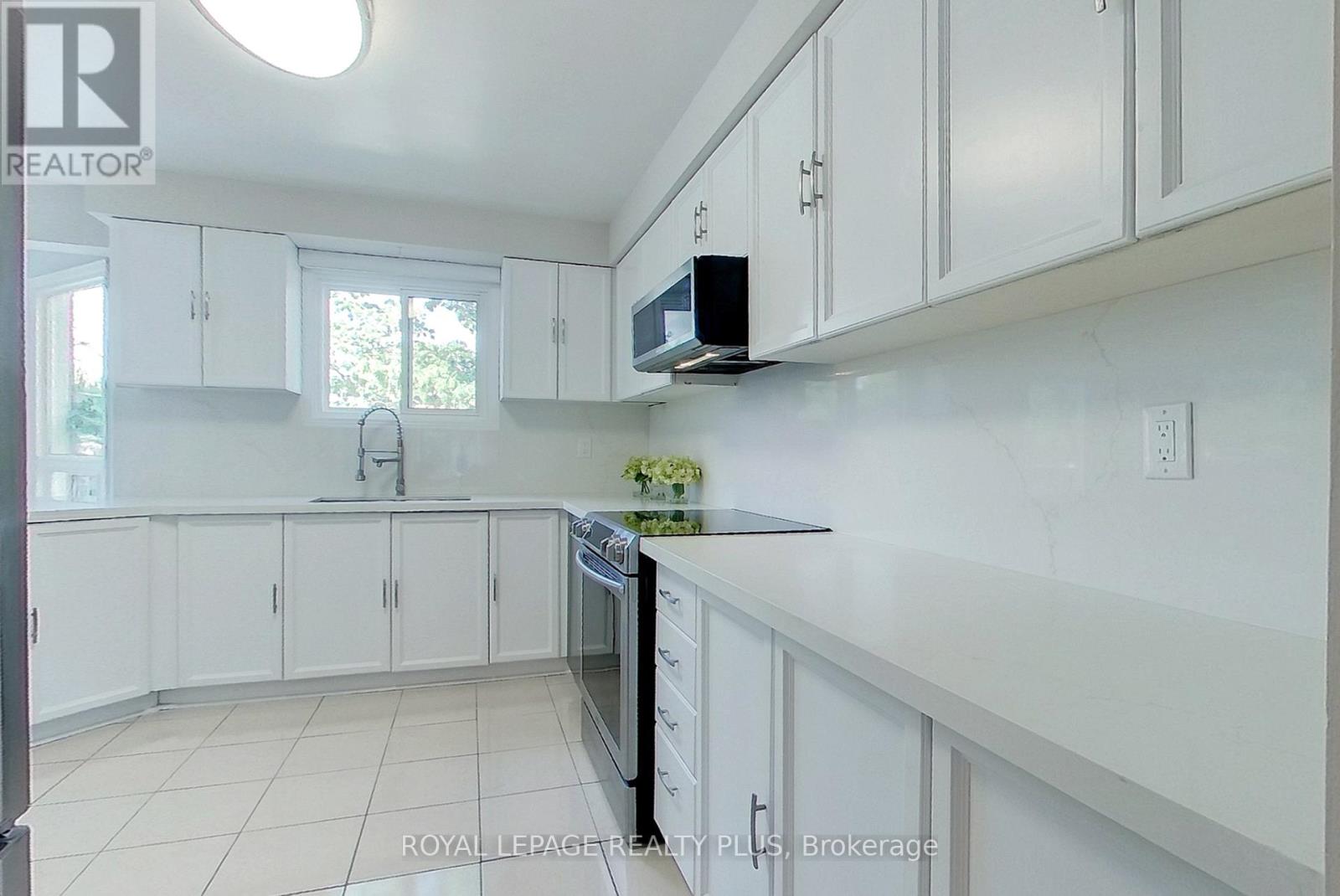 6993 Danton Promenade, Mississauga, Ontario  L5N 5A1 - Photo 16 - W13460766