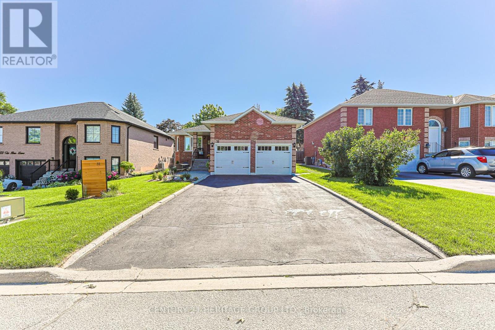 31 FOX RUN LANE, Bradford West Gwillimbury, Ontario