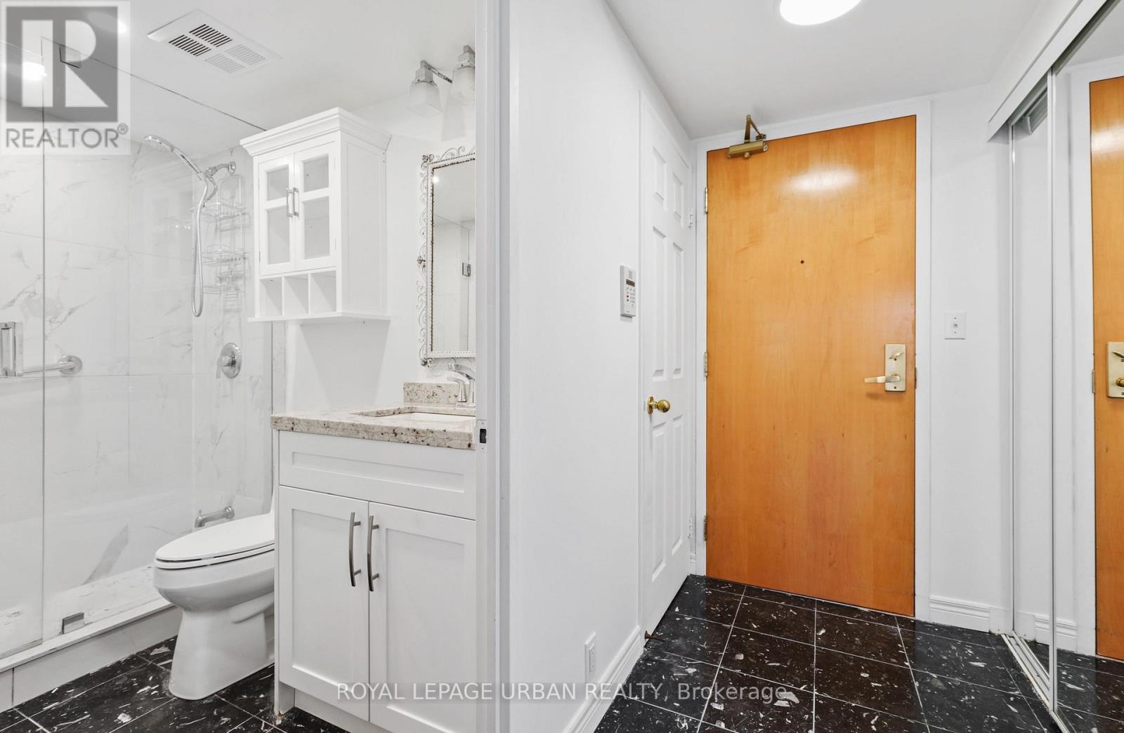 506 - 43 Eglinton Avenue E, Toronto, Ontario  M4P 1A2 - Photo 3 - C13463516