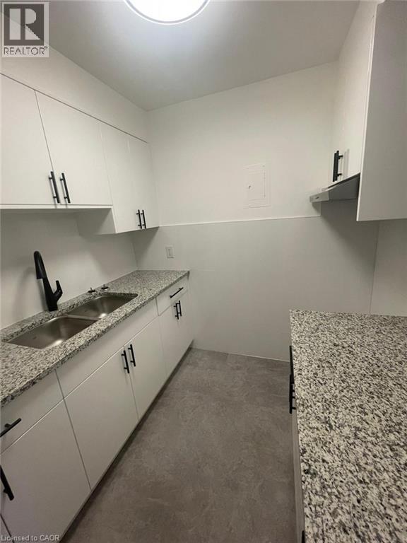 81 Kenwood Drive Unit# 6, Kitchener, Ontario  N2B 3H3 - Photo 7 - 40841648