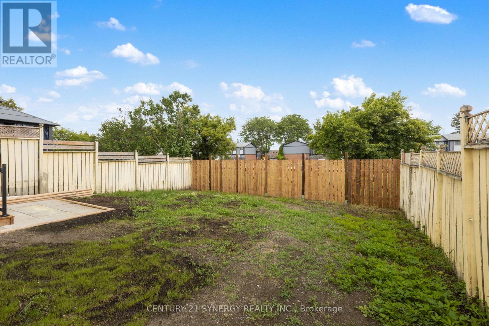 C - 93c Tarquin Crescent, Ottawa, Ontario K2H 8J7 - Photo 14 - X13470926