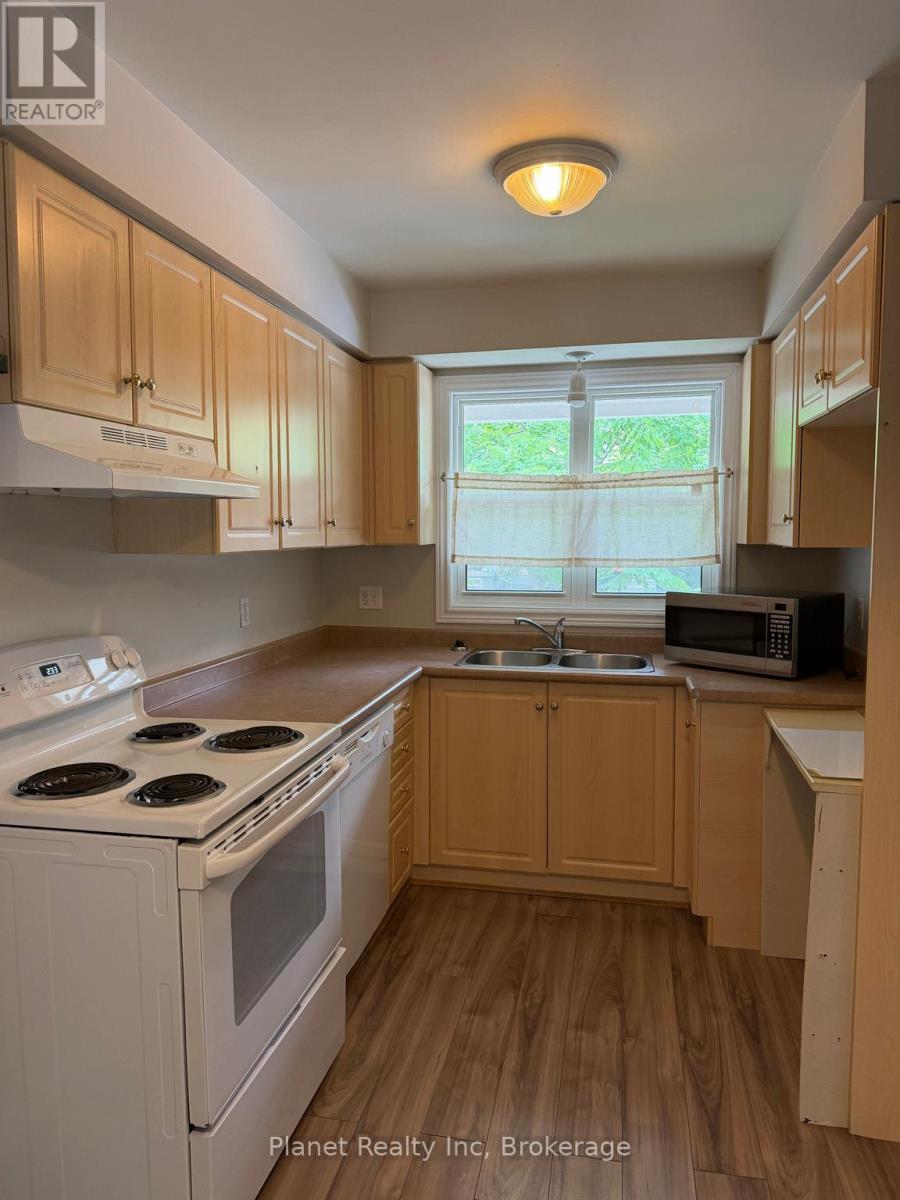 101 - 240 London Road W, Guelph (Downtown), Ontario  N1H 8N8 - Photo 4 - X13470906