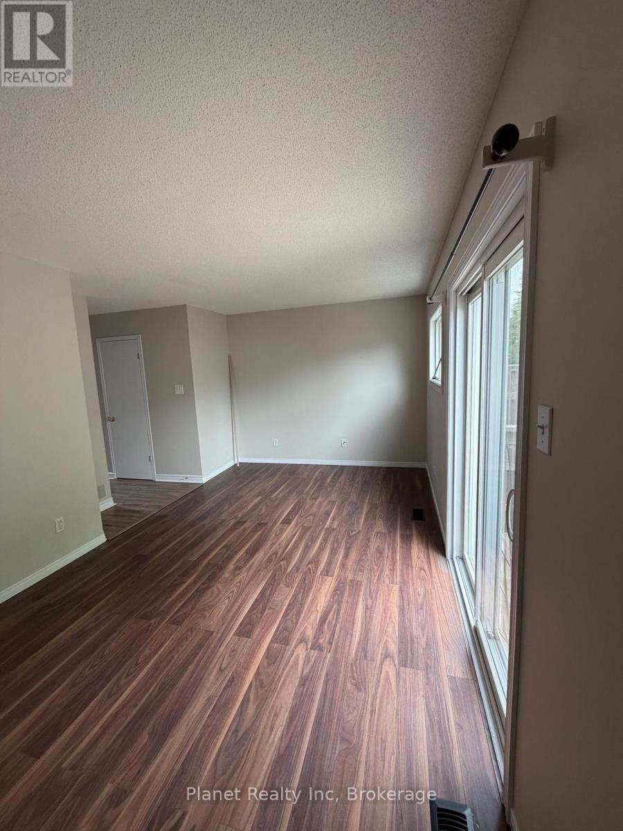 101 - 240 London Road W, Guelph (Downtown), Ontario  N1H 8N8 - Photo 7 - X13470906