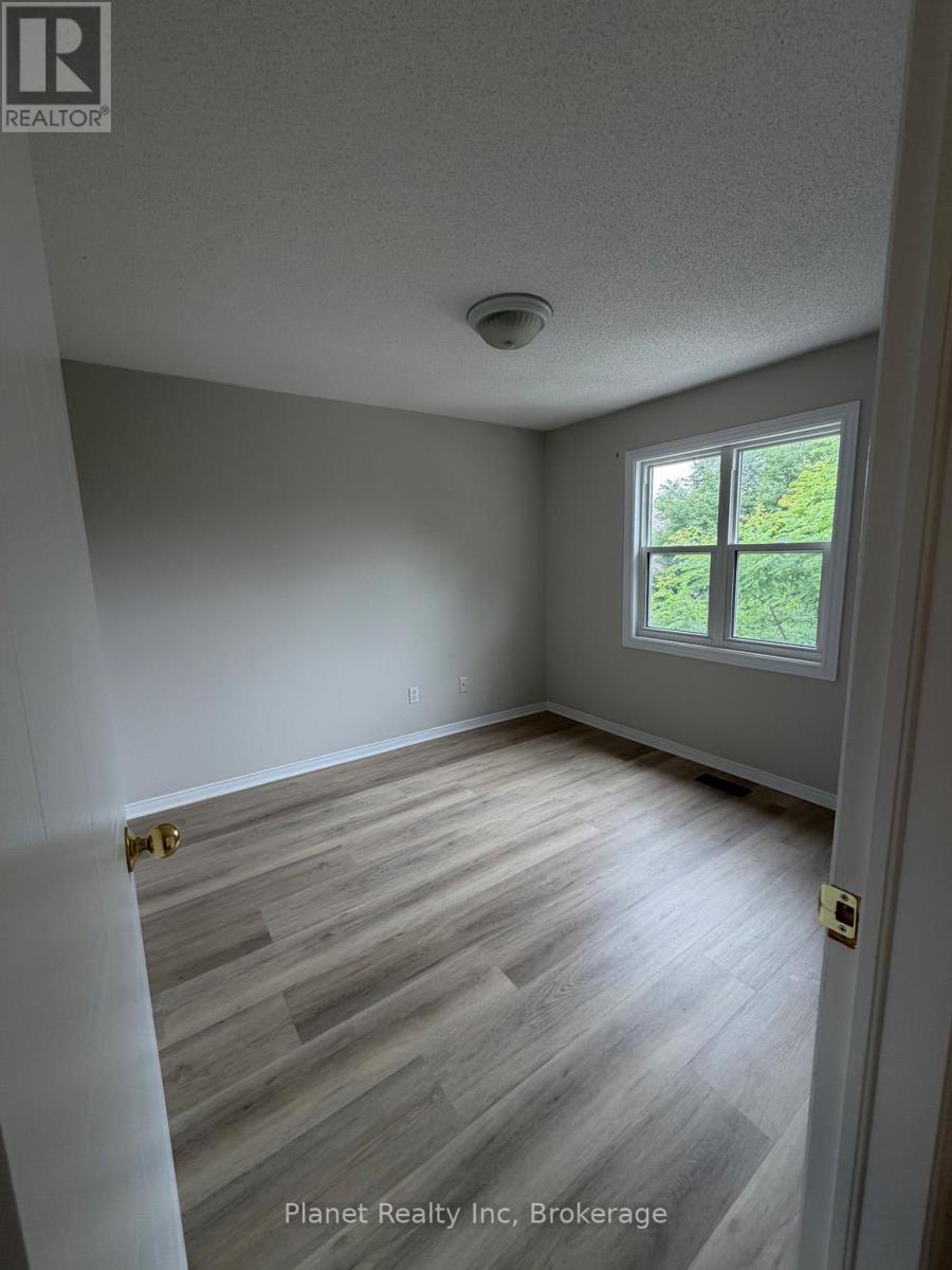 101 - 240 London Road W, Guelph (Downtown), Ontario  N1H 8N8 - Photo 8 - X13470906