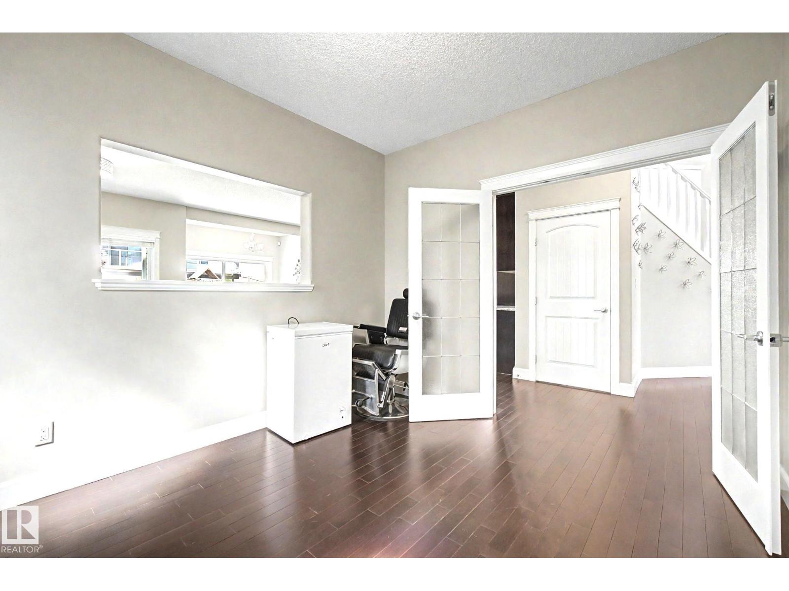 1932 67 St SW, Edmonton, Alberta  T6X 0L9 - Photo 20 - E4494900