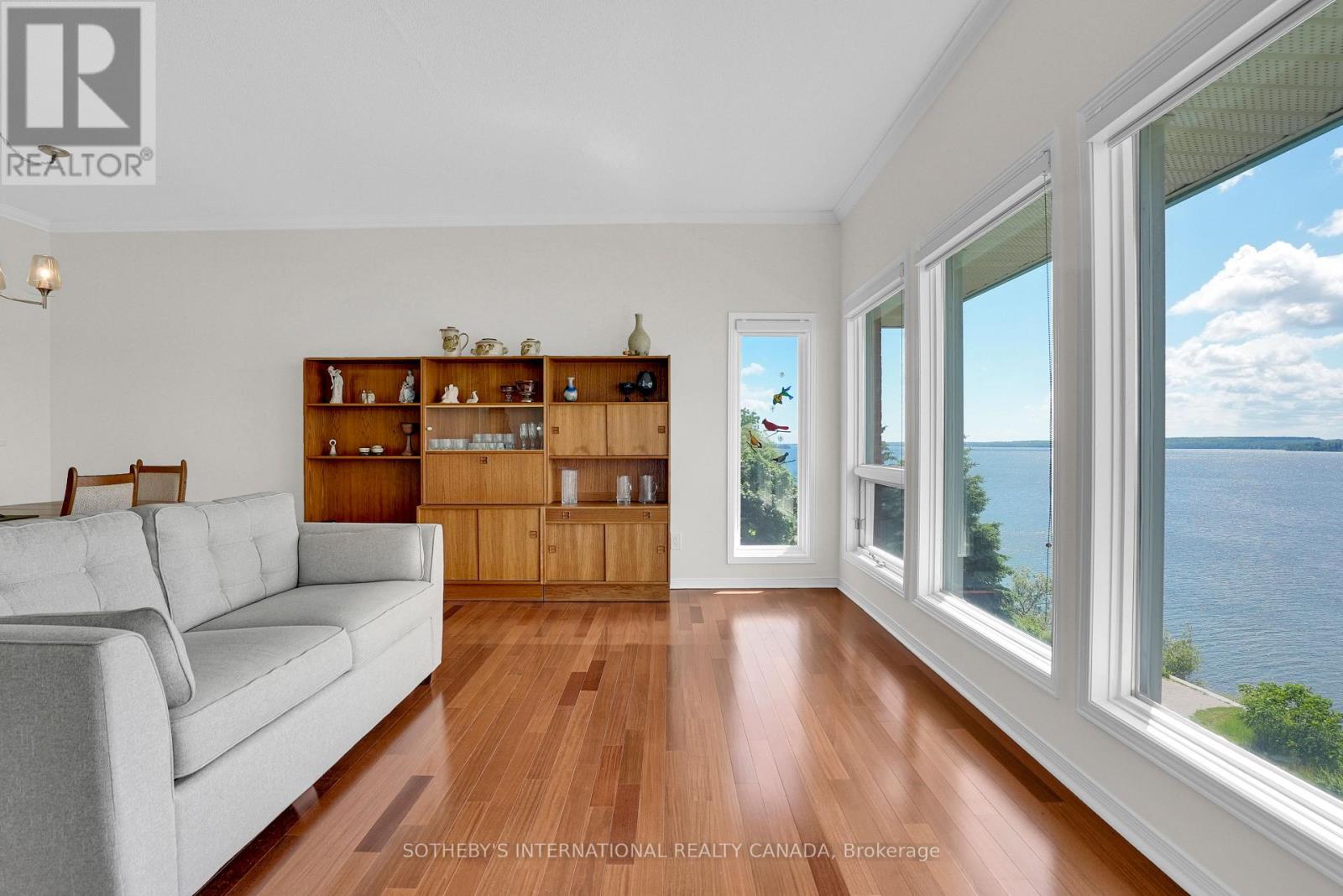303 - 21 Kempenfelt Drive, Barrie, Ontario  L4M 1B8 - Photo 6 - S13469046