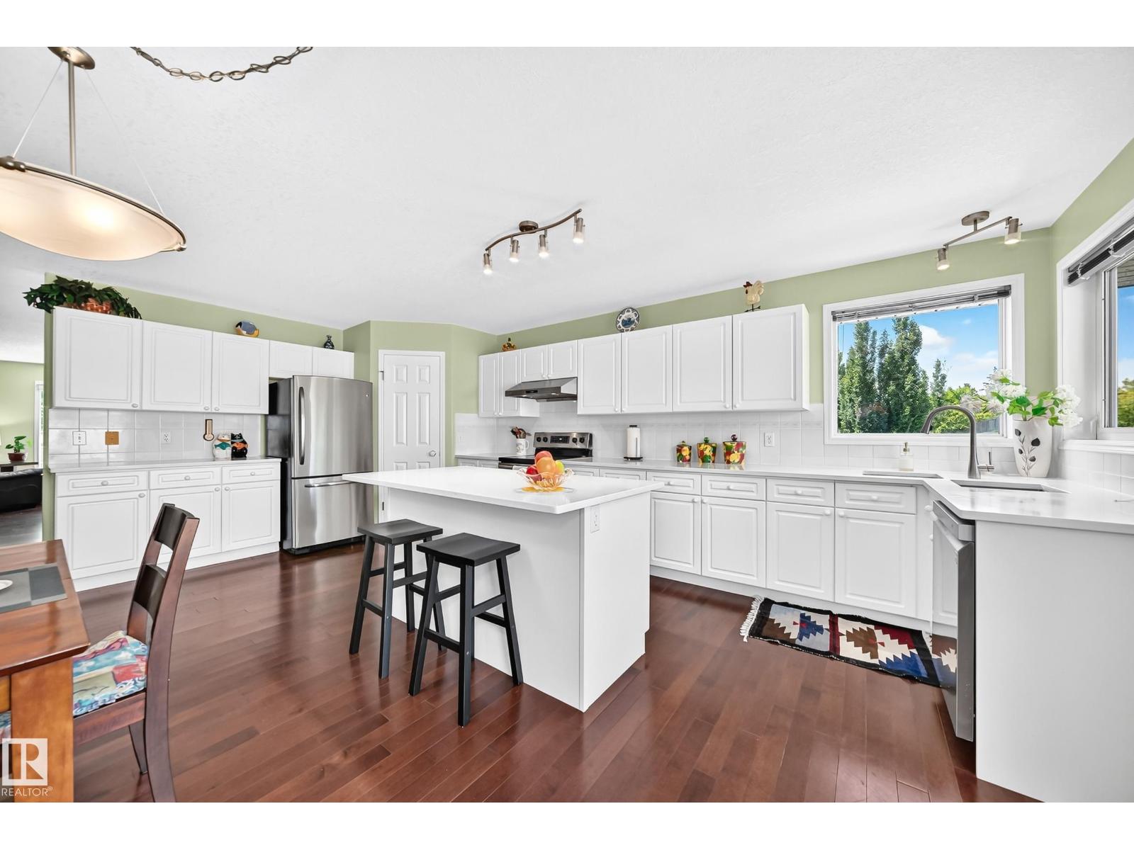 963 Burrows Cr NW, Edmonton, Alberta  T6R 2L2 - Photo 14 - E4494902