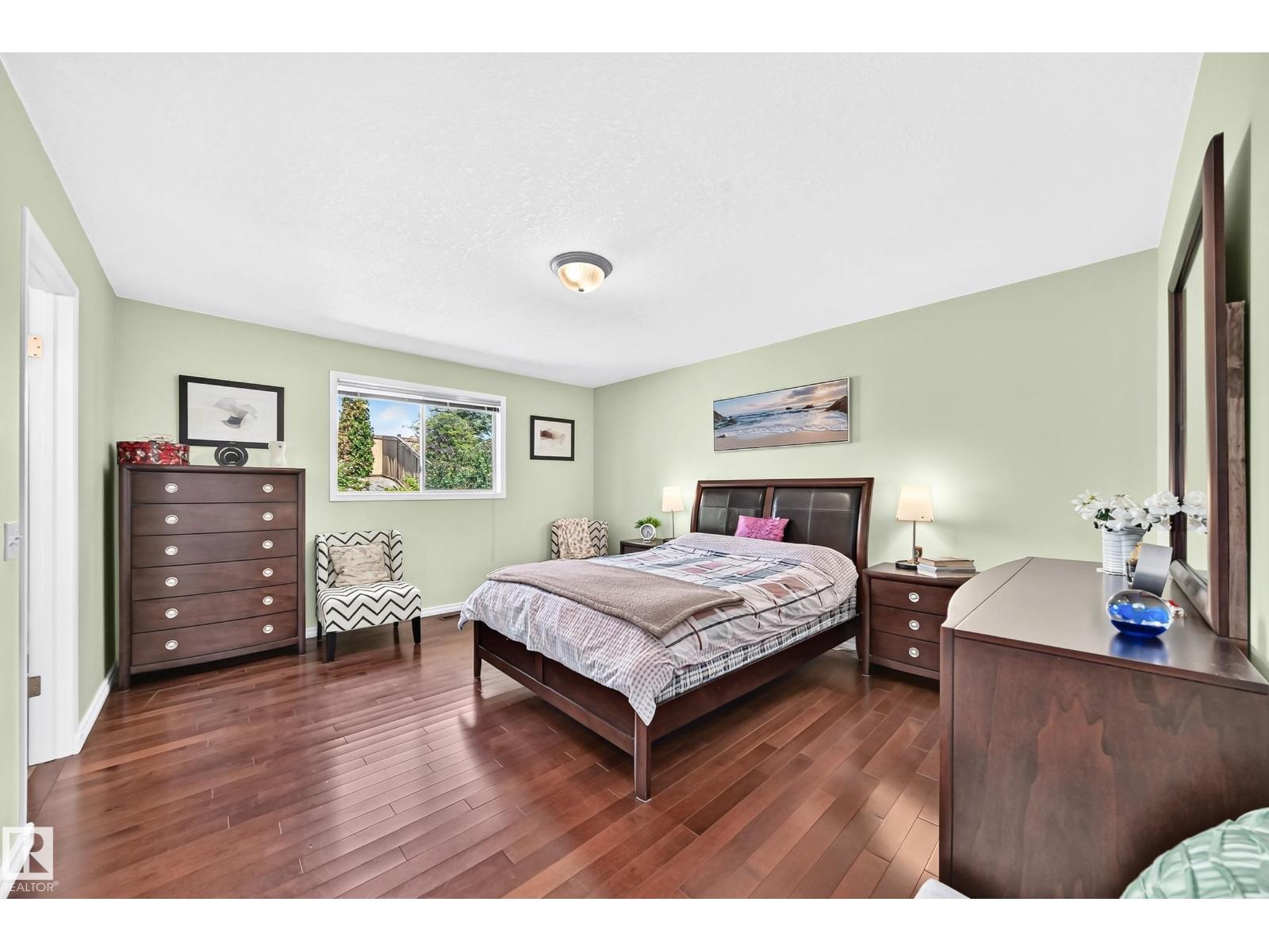 963 Burrows Cr NW, Edmonton, Alberta  T6R 2L2 - Photo 25 - E4494902