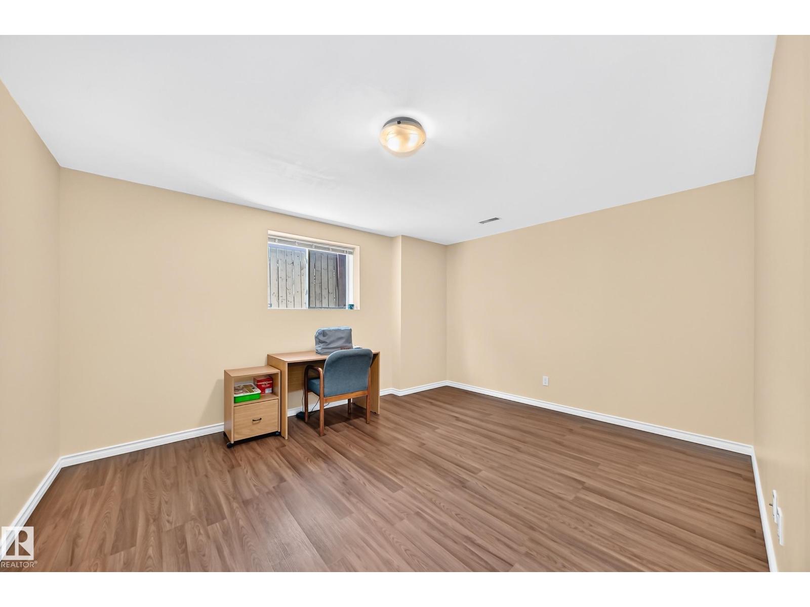 963 Burrows Cr NW, Edmonton, Alberta  T6R 2L2 - Photo 39 - E4494902