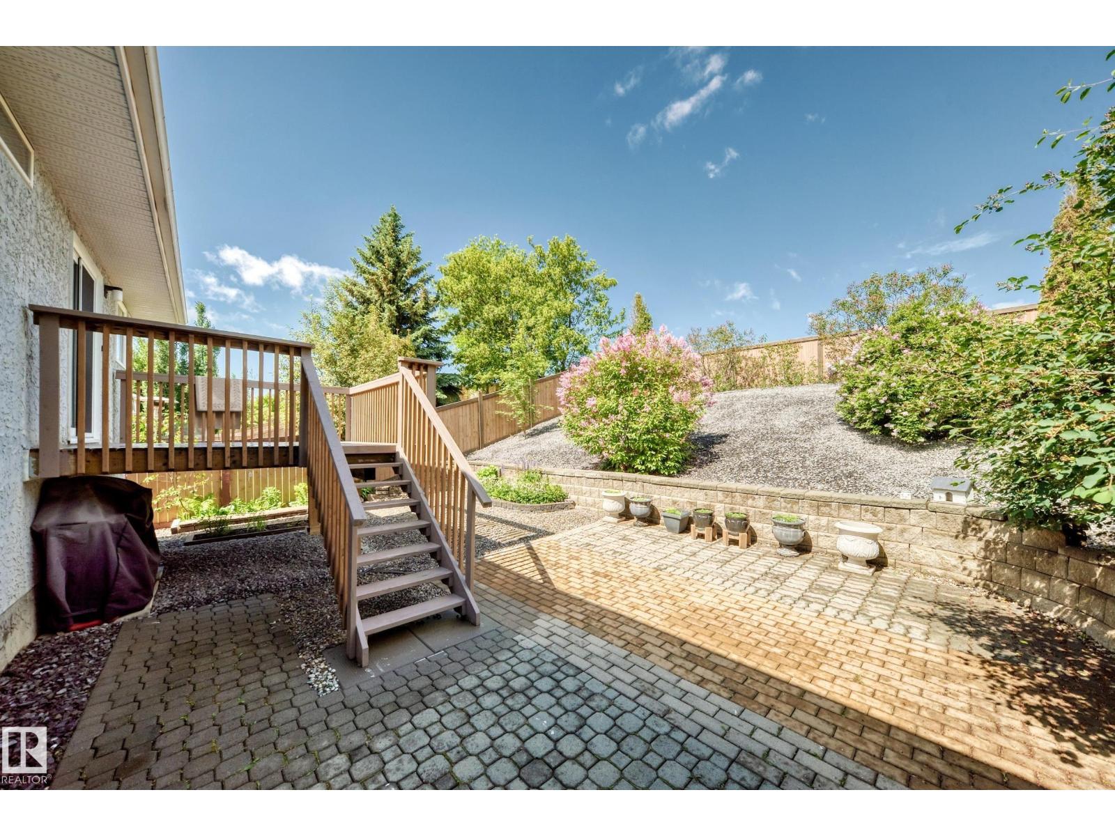 963 Burrows Cr NW, Edmonton, Alberta  T6R 2L2 - Photo 46 - E4494902