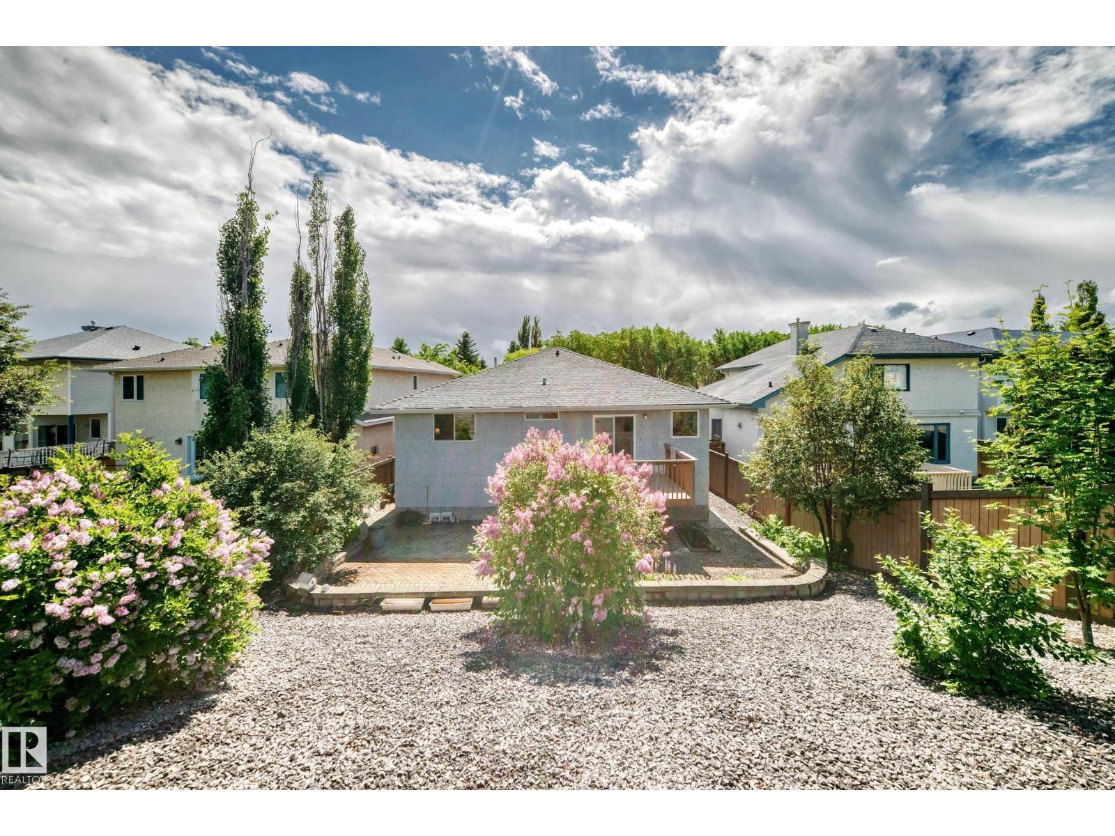 963 Burrows Cr NW, Edmonton, Alberta  T6R 2L2 - Photo 49 - E4494902