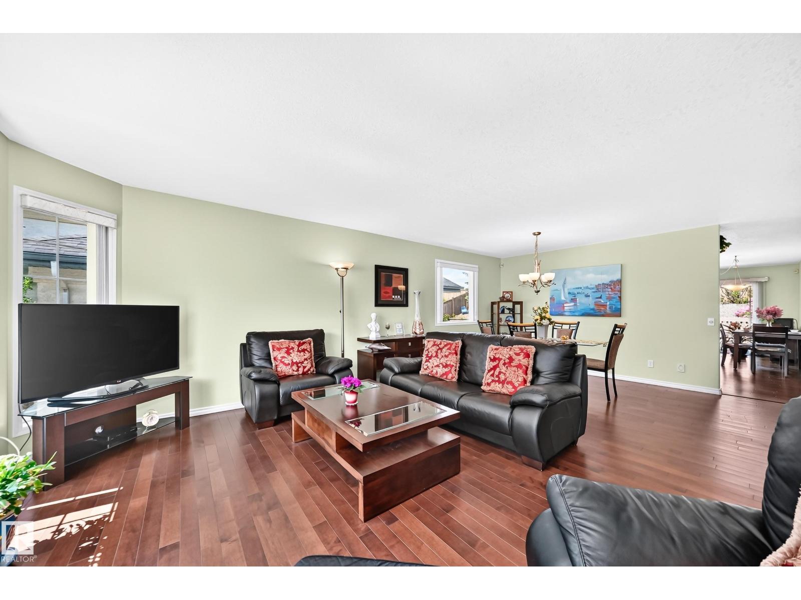 963 Burrows Cr NW, Edmonton, Alberta  T6R 2L2 - Photo 8 - E4494902