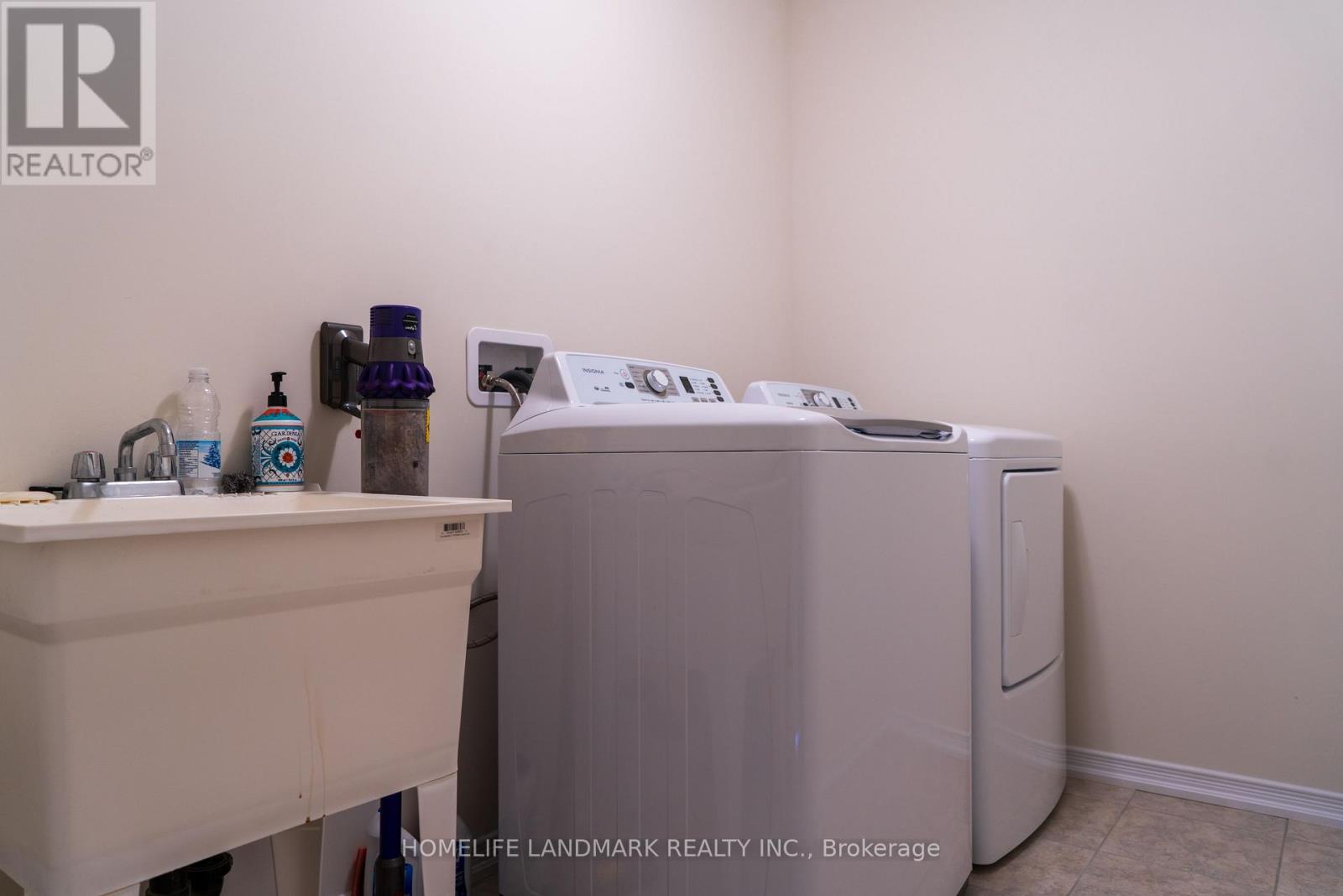 8683 Chickory Trail, Niagara Falls, Ontario L2H 3S5 - Photo 20 - X13470908