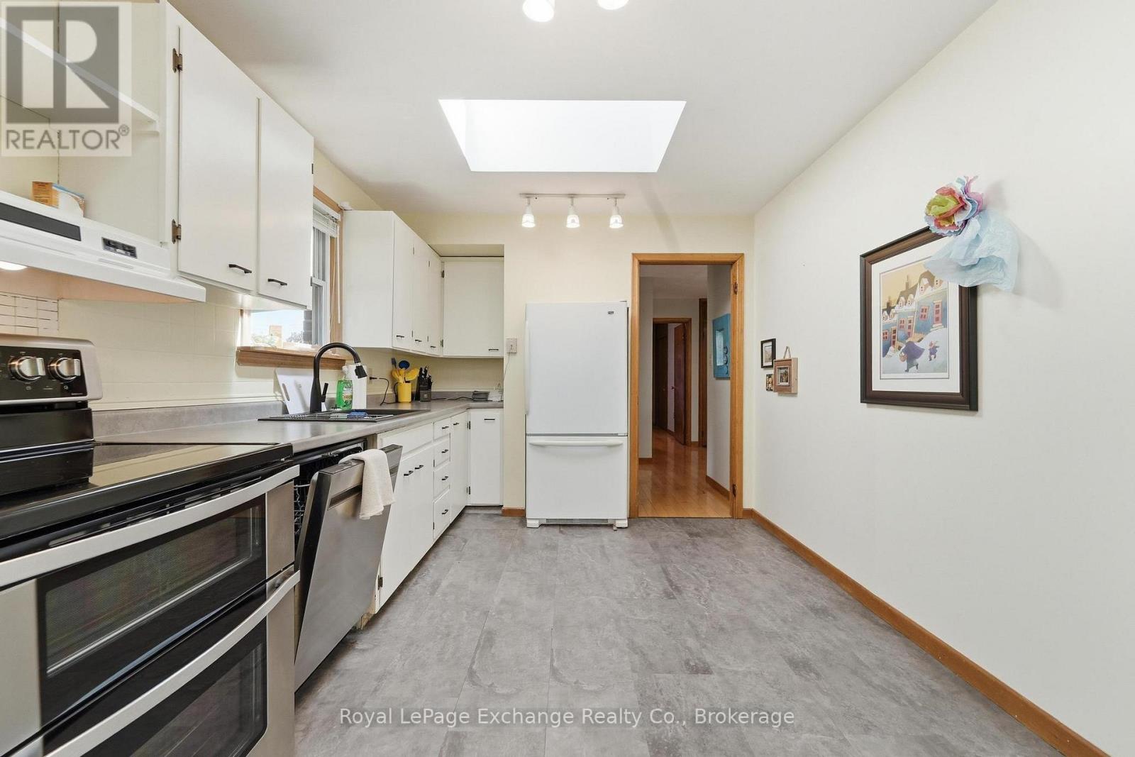 136 Kingsway Street, Kincardine, Ontario  N2Z 1B6 - Photo 11 - X13470822