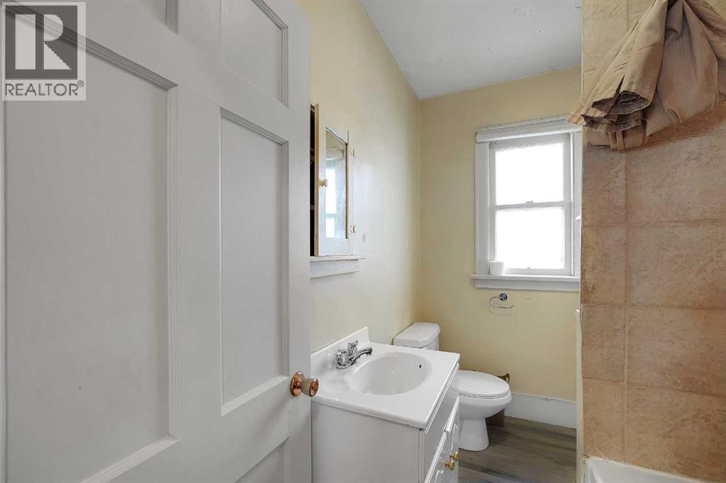 1507 1 Street NE, Calgary, Alberta  T2E 3B7 - Photo 21 - A2310540