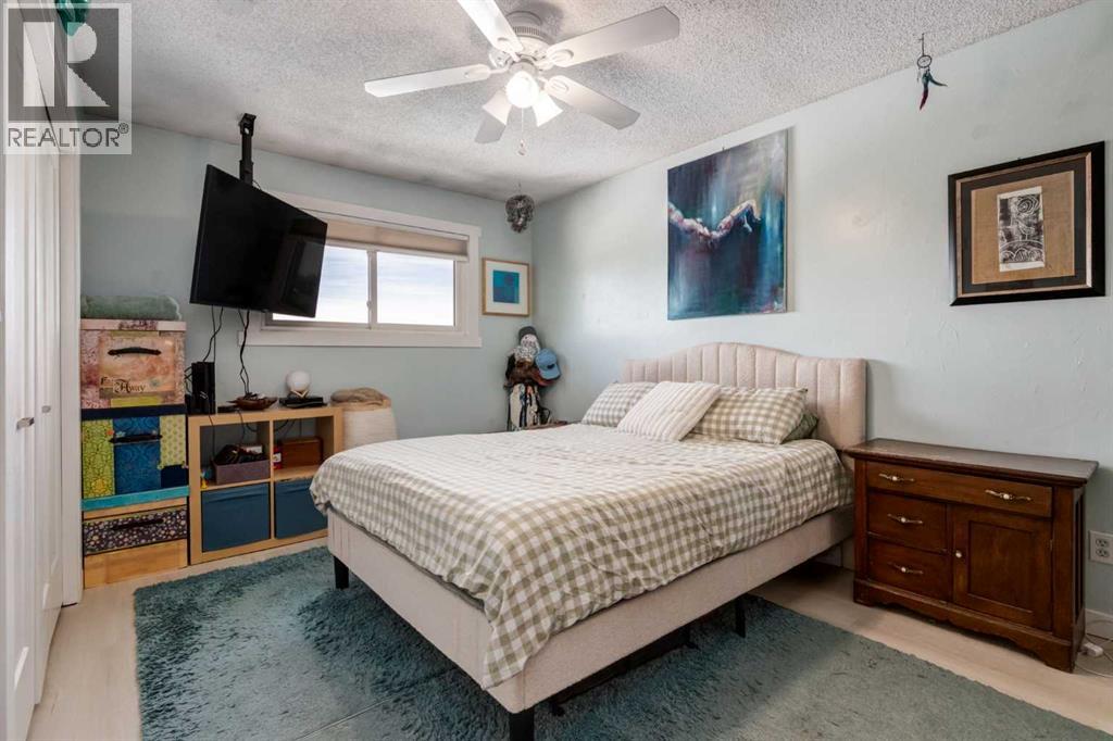 259 Shawmeadows Road SW, Calgary, Alberta  T2Y 1B6 - Photo 8 - A2322400