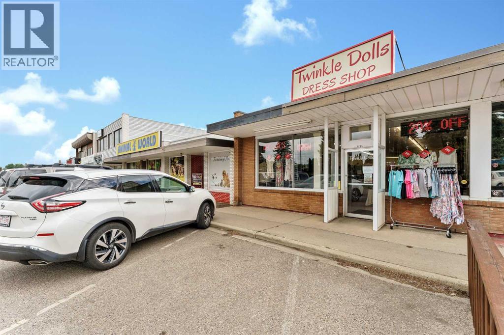 1765 Dunmore Road SE, Medicine Hat, Alberta T1A 1Z8 - Photo 3 - A2322909