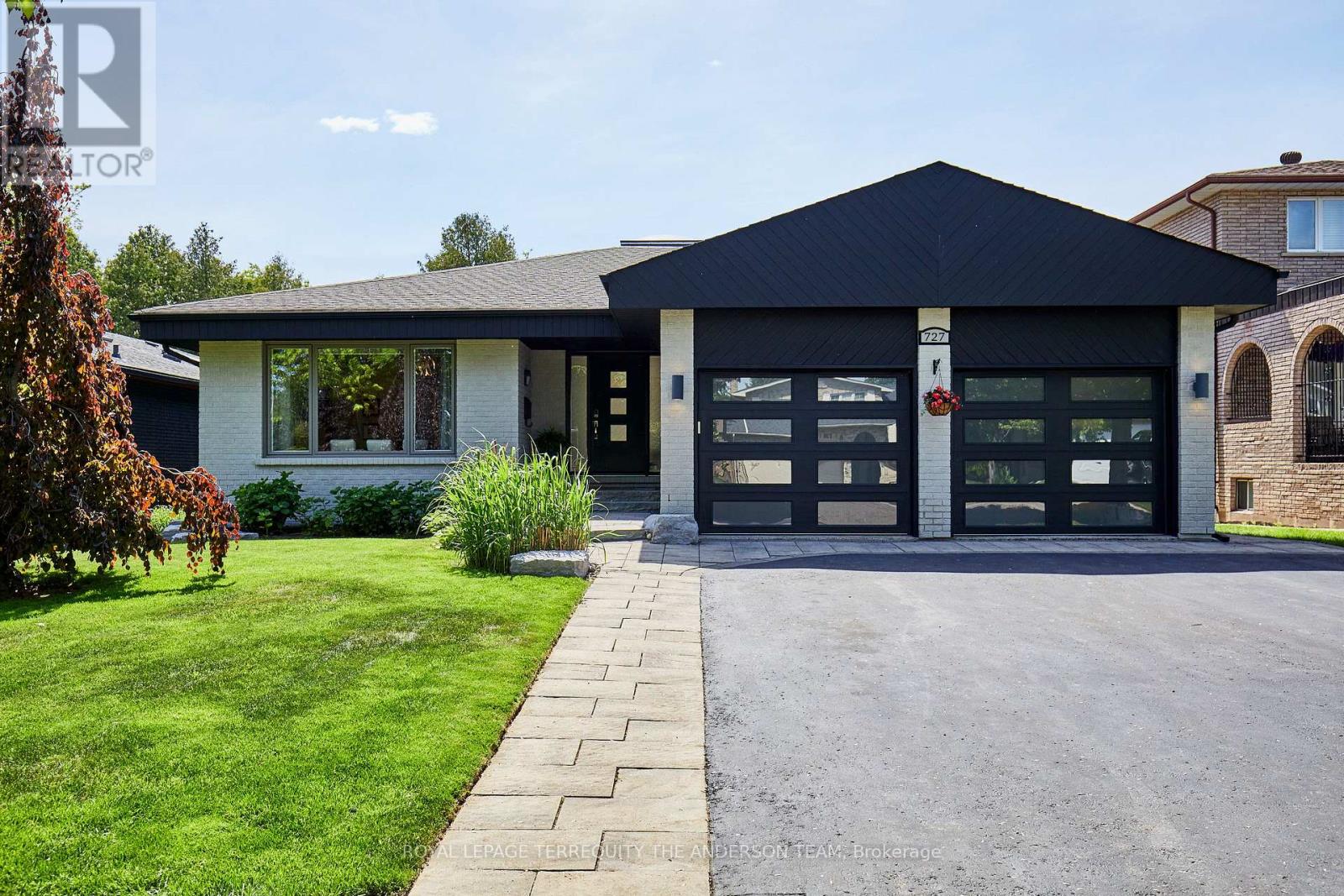 727 BARBADOS STREET, Oshawa, Ontario