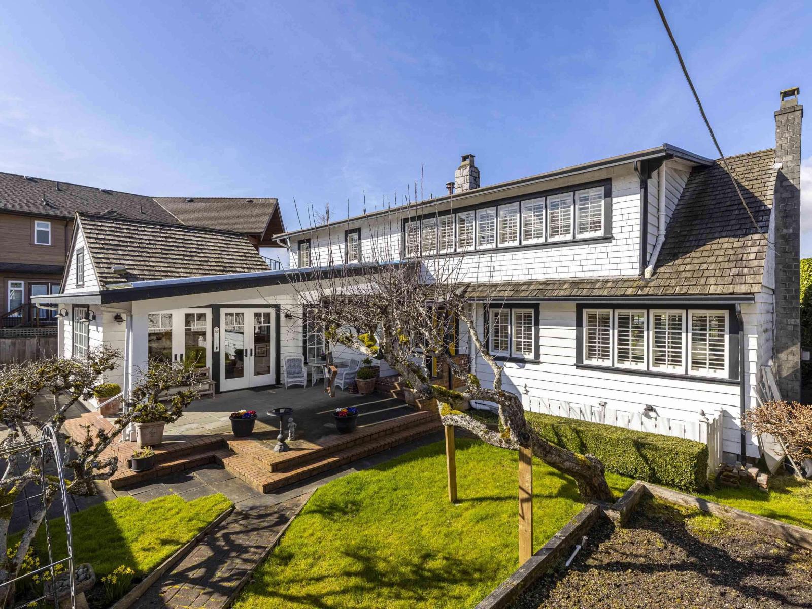 3002 O'hara Lane, Surrey, British Columbia  V4A 3E6 - Photo 3 - R3138133