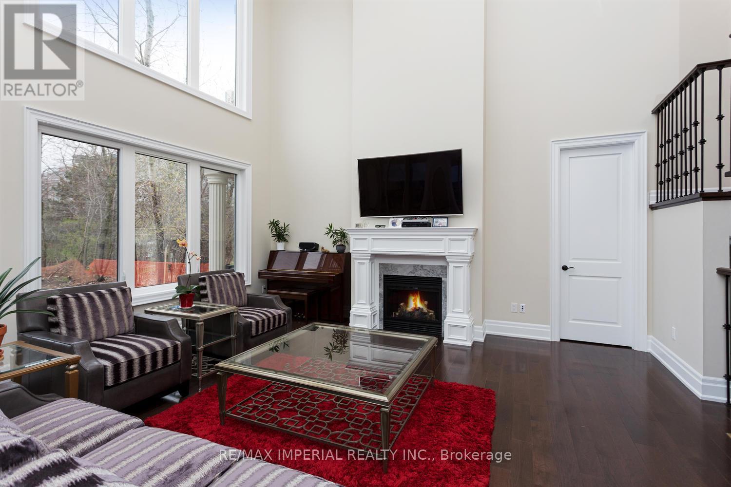 3568 Joan Drive, Mississauga, Ontario  L5B 1T8 - Photo 13 - W13470958