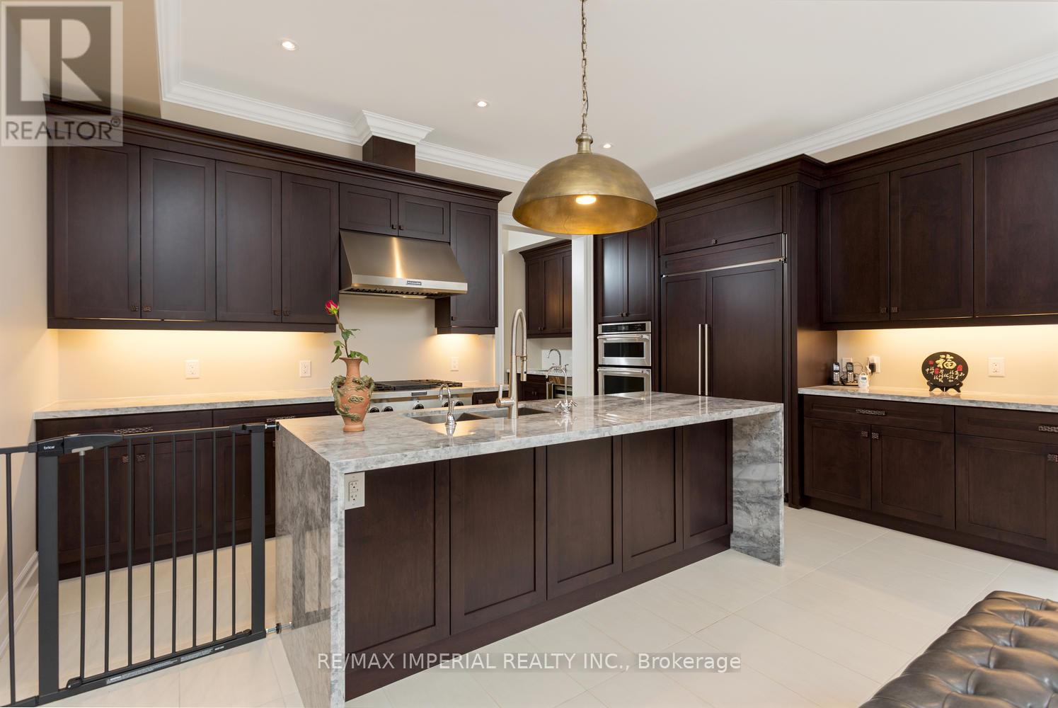 3568 Joan Drive, Mississauga, Ontario  L5B 1T8 - Photo 17 - W13470958