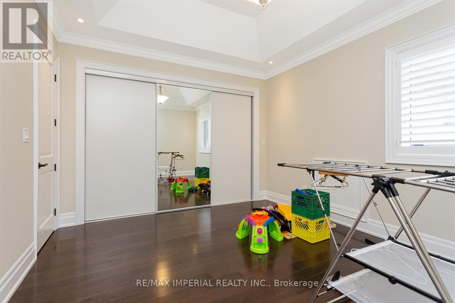 3568 Joan Drive, Mississauga, Ontario  L5B 1T8 - Photo 30 - W13470958
