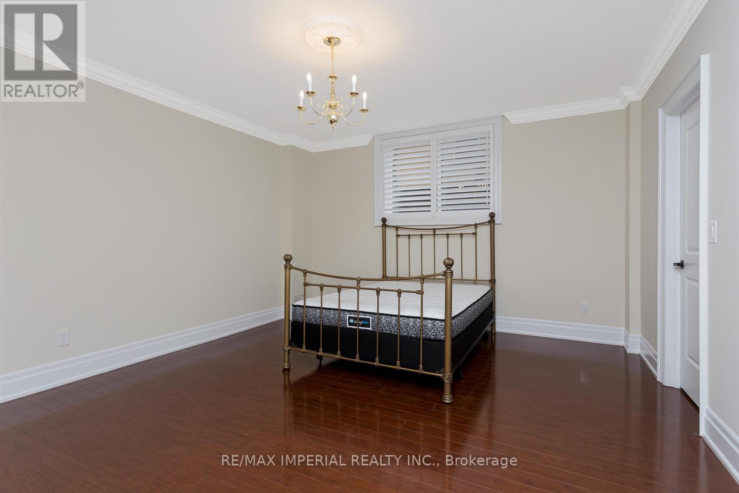 3568 Joan Drive, Mississauga, Ontario  L5B 1T8 - Photo 33 - W13470958